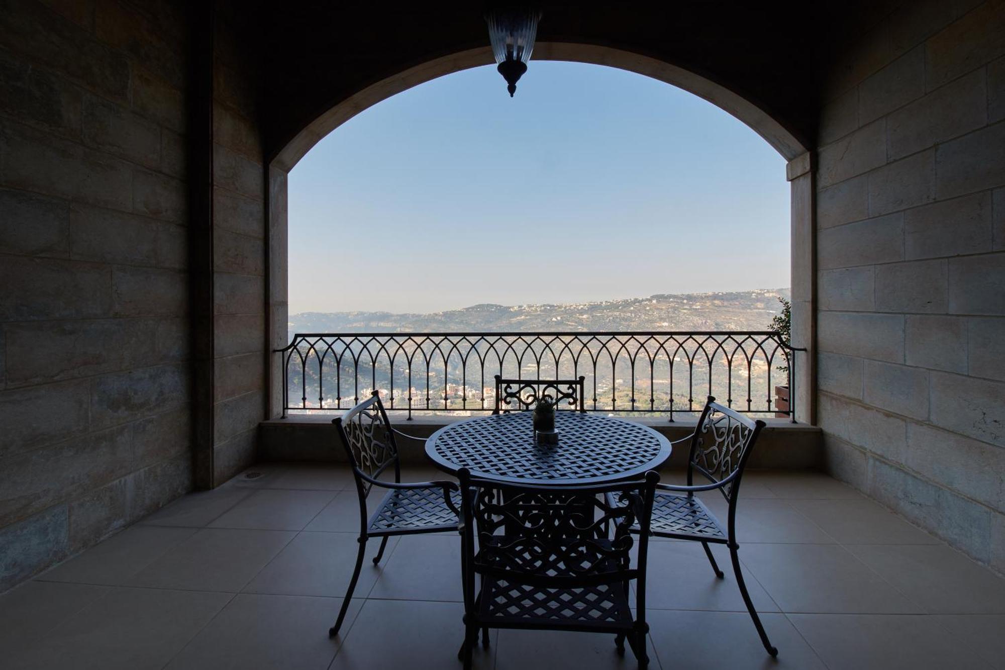 Cherry Blossom Boutique Hotel Bhamdoun Екстер'єр фото