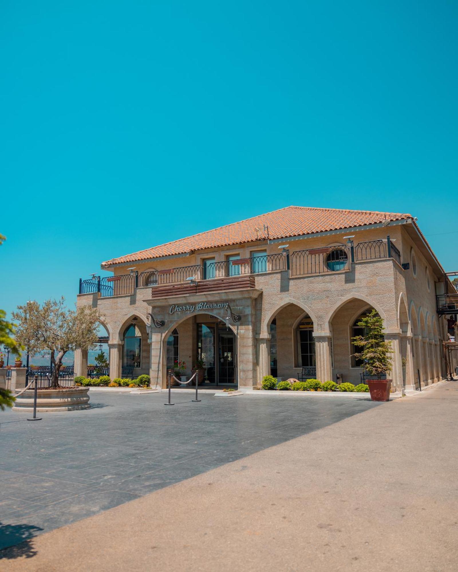 Cherry Blossom Boutique Hotel Bhamdoun Екстер'єр фото